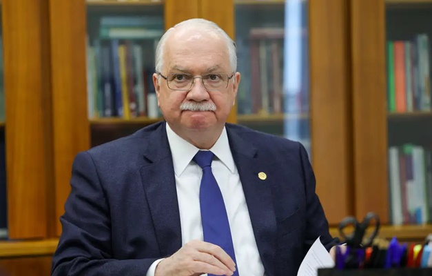 Edson Fachin é eleito presidente do STF