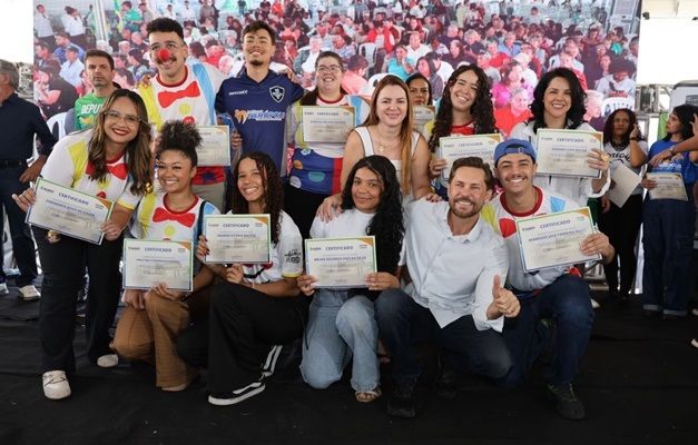 29ª edição do Programa Deputados Aqui leva serviços a Uruaçu