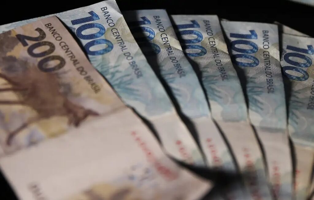 Mercado reduz previsão de inflação para 4,32% em 2025