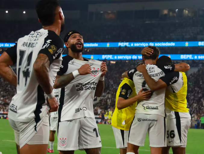 Corinthians é preciso no ataque, bate o Vasco no Maracanã e conquista a Copa do Brasil