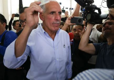 Conservadores lideram eleição presidencial em Honduras após contagem parcial