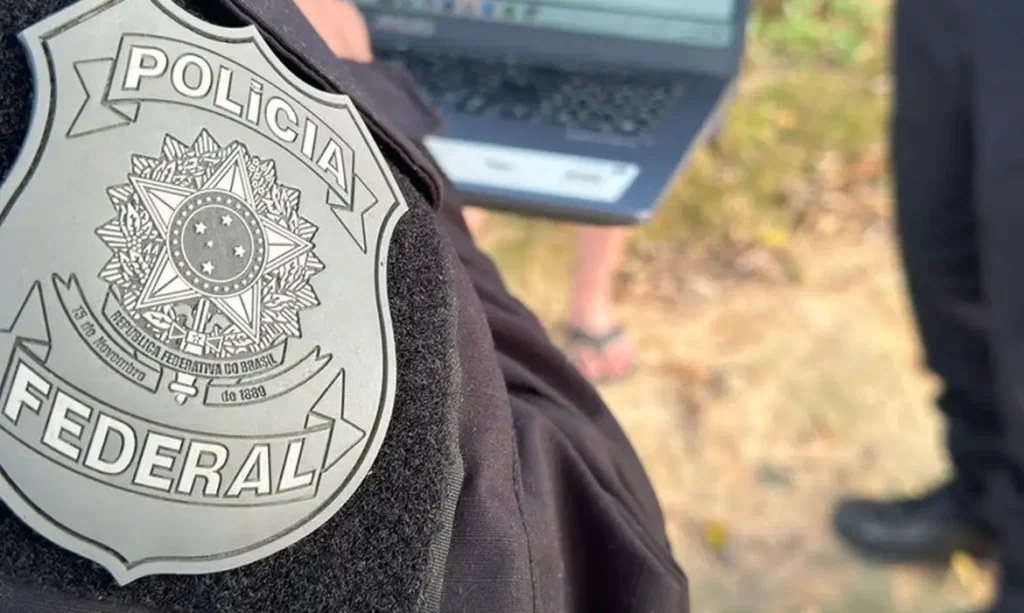 Polícia Federal cumpre mandados na Câmara dos Deputados (foto: PF)