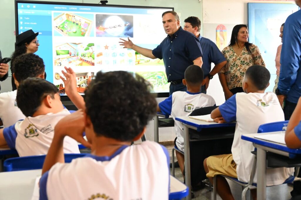 Mabel anuncia 1,2 mil novas vagas na rede municipal de educação de Goiânia 