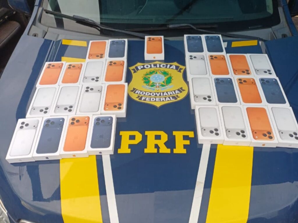Celulares apreendidos (Foto: PRF)