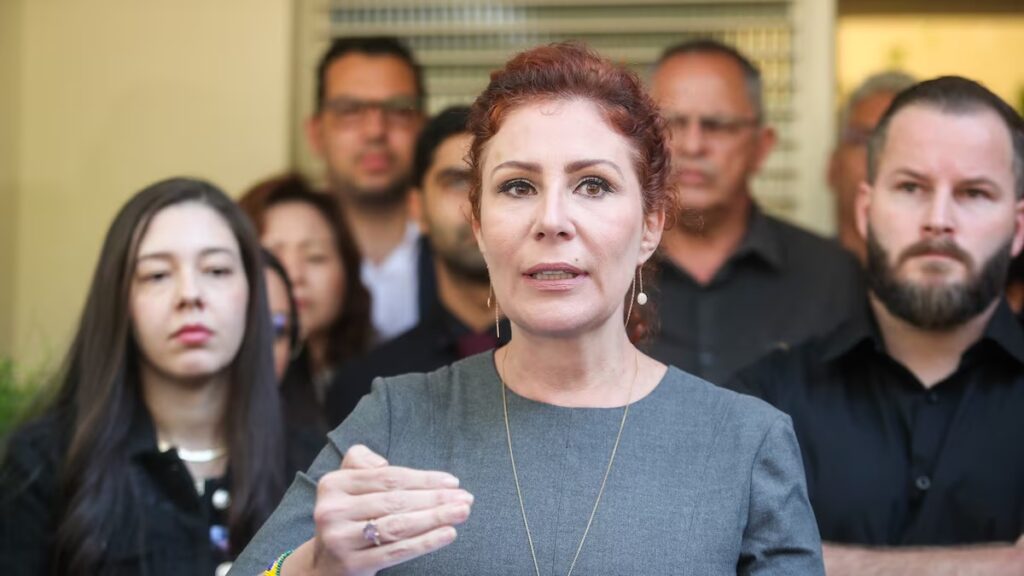 Moraes anula decisão da Câmara e decreta perda imediata de mandato de Zambelli