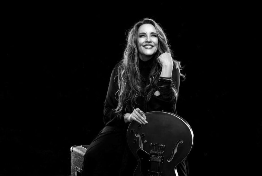 Ana Carolina celebra 25 anos de carreira com show em Goiânia