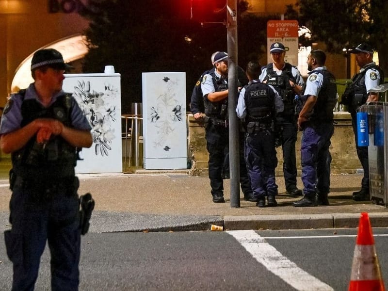 Polícia australiana diz que autores do ataque em Sydney eram pai e filho