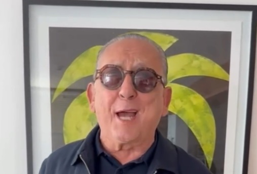 Galvão Bueno recebe alta do hospital depois de internação na véspera de Natal