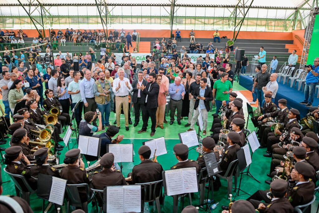 Caiado entrega reforma de ginásio no Parque Atheneu com investimento de R$ 1 milhão