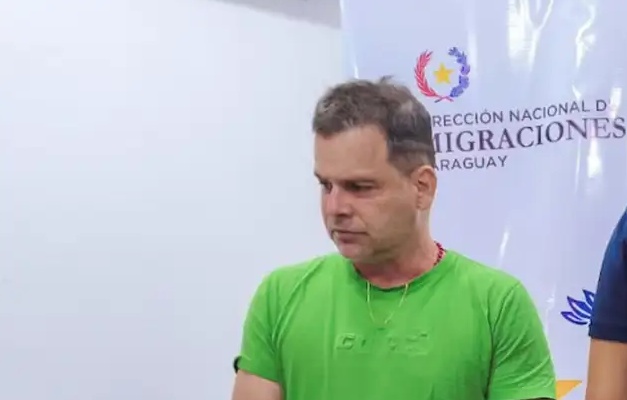 Silvinei é transferido para a sede da PF em Brasília após prisão no Paraguai