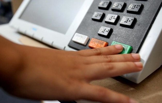 Eleitores dizem que ser mulher é característica mais desejada para vice, aponta pesquisa