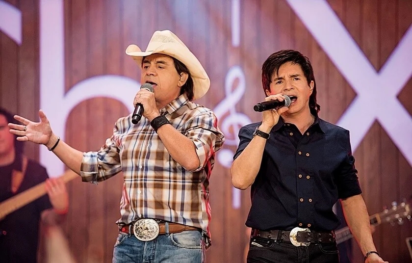 ‘Evidências’ lidera ranking de músicas mais tocadas em shows no Brasil em 2025