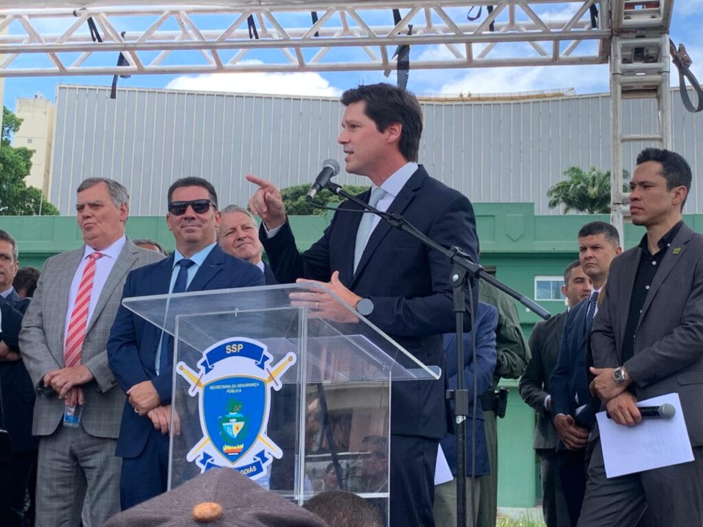 Daniel Vilela anuncia câmeras com IA no combate ao crime: “Se está difícil para o bandido em Goiás, vai ficar pior”