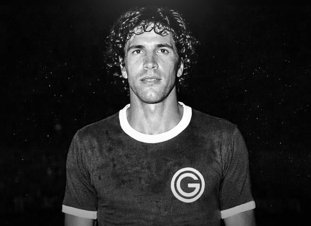 Morre Paghetti, ídolo do Goiás nos anos 1970