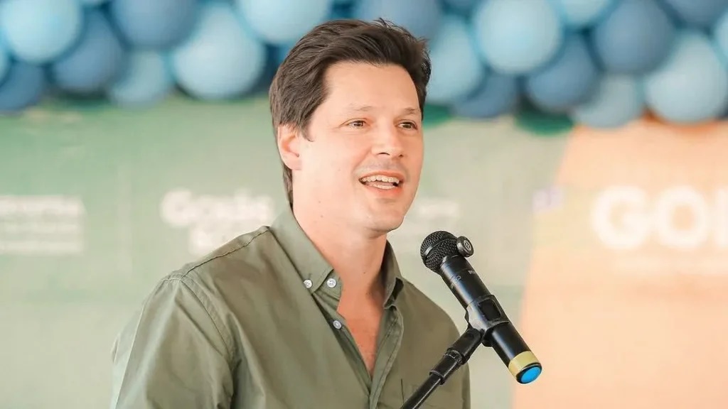 Daniel Vilela se encontra com famílias em situação de vulnerabilidade social em Anápolis