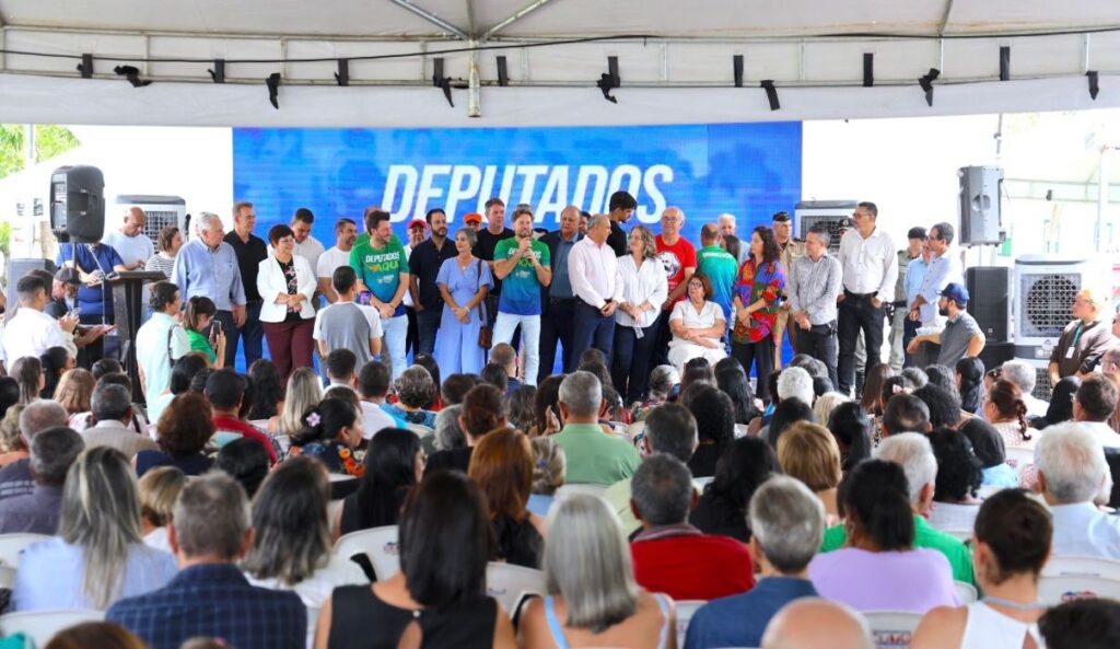 Programa Deputados Aqui leva serviços a Edéia, Jandaia e Indiara