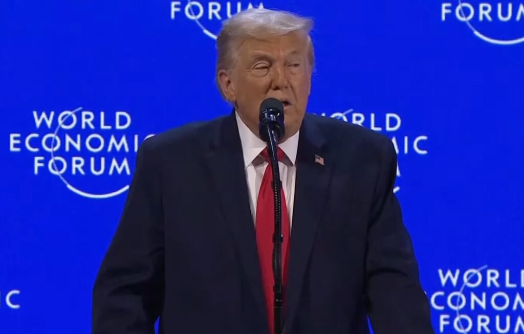 Em Davos, Trump diz que quer comprar Groenlândia sem uso da força