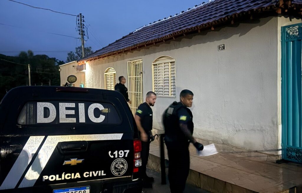 Polícia Civil desmantela esquema criminoso suspeito de aplicar golpes em empresas em Goiás