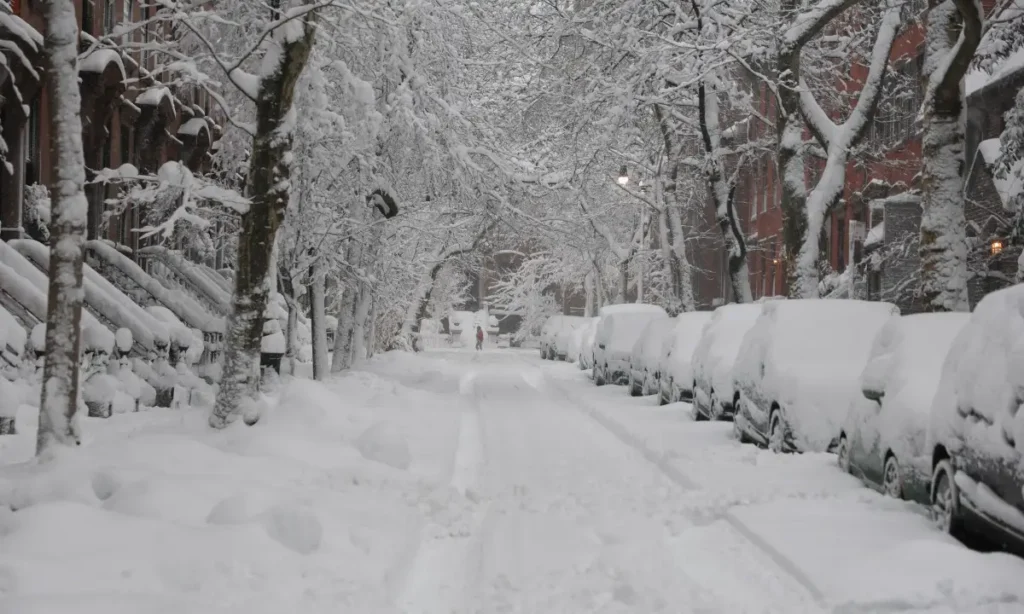 Forte nevasca nos EUA provoca cancelamento de voos no Brasil; saiba quais