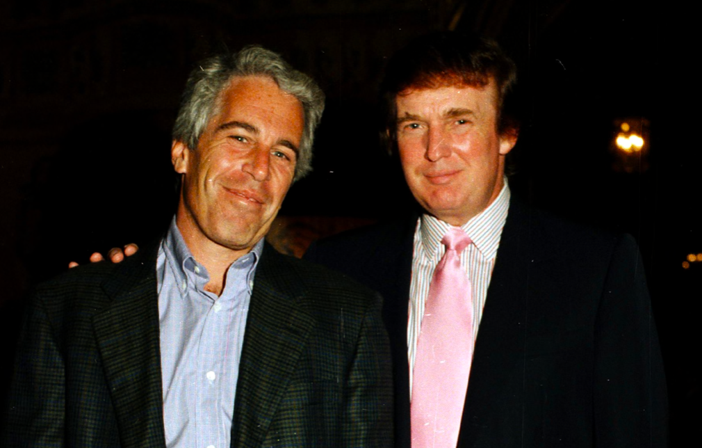 Trump teria dito ao FBI em 2006 que ‘todo mundo sabia’ sobre conduta de Epstein