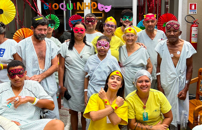 Bloquinho do Hetrin leva alegria e descontração a pacientes internados