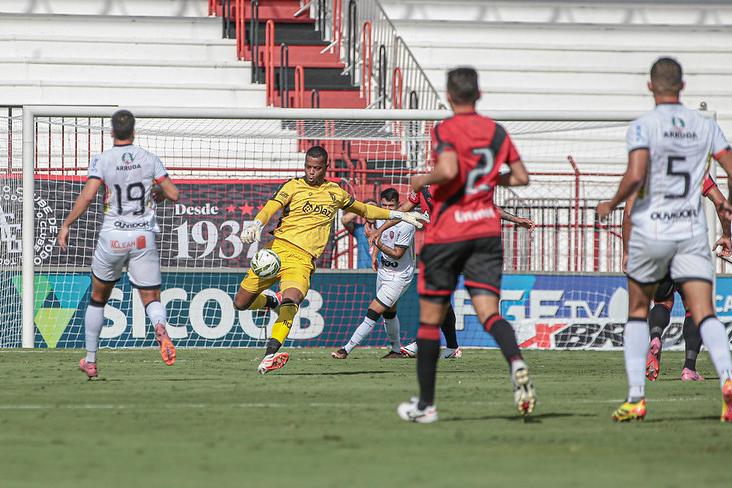 Atlético-GO empata com a Abecat e se classifica para as semifinais do Goianão
