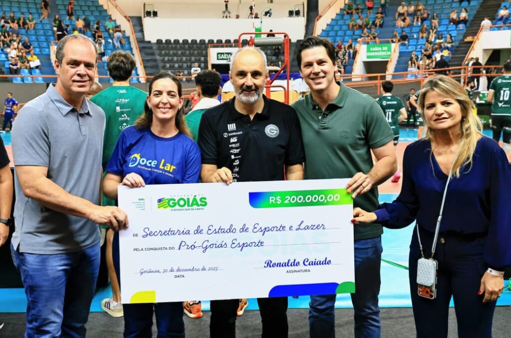 Daniel Vilela entrega benefícios do Goiás Pró-Esporte em Goiânia
