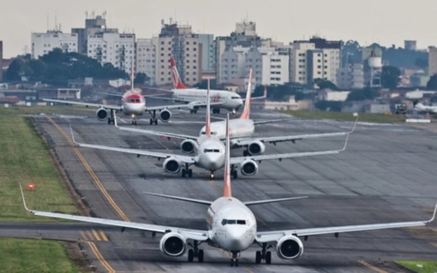 Drones paralisam aeroporto de Guarulhos por 2 horas