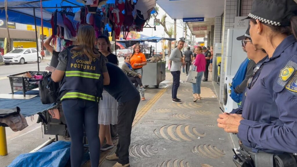 Prefeitura de Goiânia avança na análise de processos de trabalhadores ambulantes