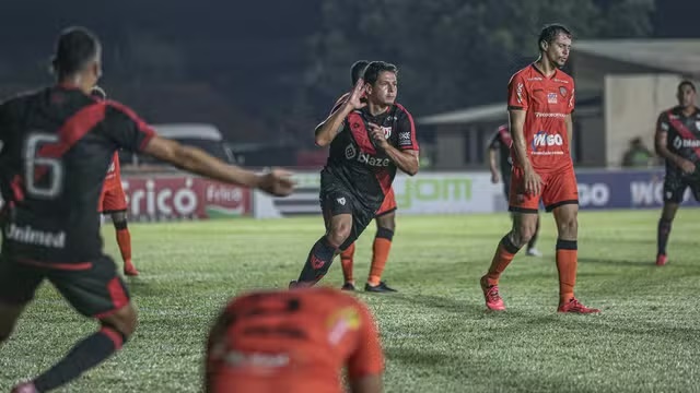 Com gols de Derek e Guilherme Marques, Atlético-GO vence Abecat 
