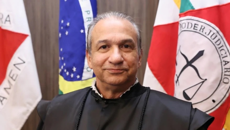 Desembargador que absolveu homem por estupro de menina de 12 volta atrás e condena réu