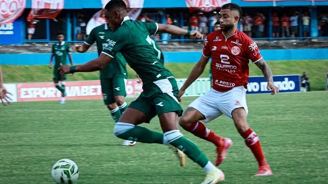 Goiás e Anapolina empatam em jogo de ida da semifinal do Goianão